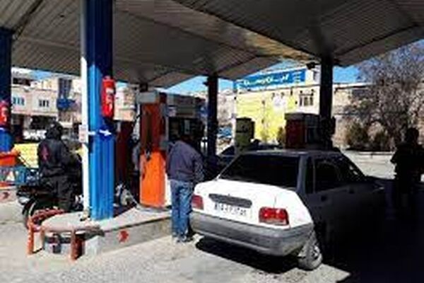 85 جایگاه سوخت در خراسان رضوی فعال شد/عرضه بنزین با نرخ آزاد سه هزار تومان