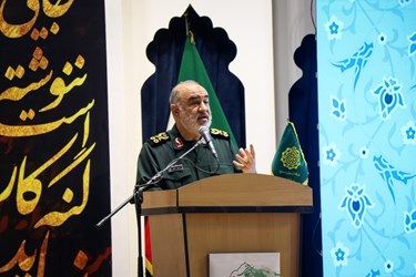 سردار سلامی: بین مردم باشید و درد مردم را درمان کنید/سردار غیاثی فرمانده سپاه امام رضا(ع) شد