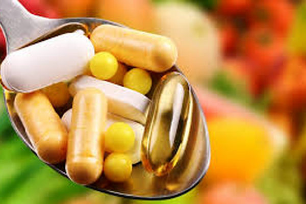 مصرف زیاد ویتامین‌ها باعث مسمومیت می‌شود/از میزان مصرف تا عوارض جدی مکمل‌ها