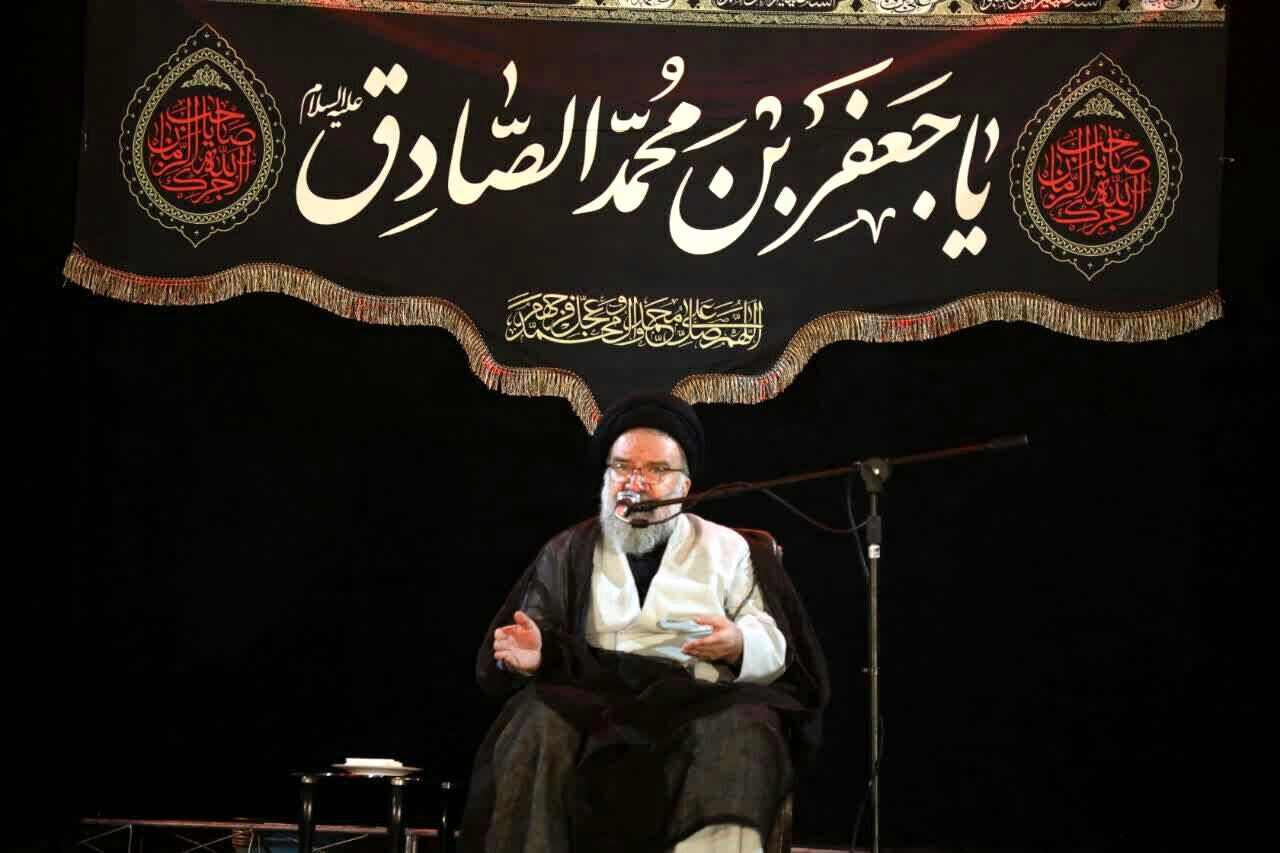 آیت الله خاتمی: حضور در انتخابات از جنس حضور در جبهه است