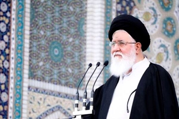 آیت الله علم الهدی:دو قطبی کردن جامعه، حربه دشمن برای کاهش مشارکت است
