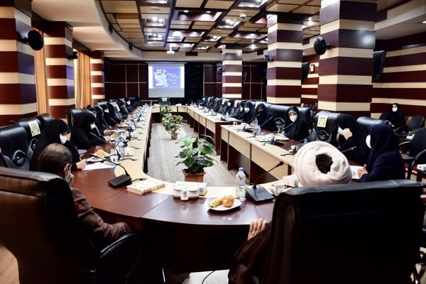 اگر رأی ندهیم فردی ضعیف روی کار می‌آید