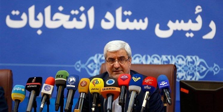 عکس گرفتن از تعرفه انتخاباتی، تخلف است