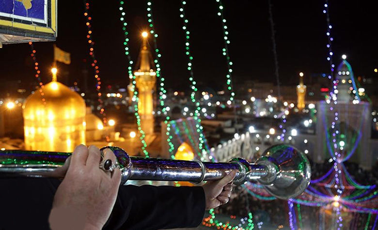 طنین نقاره‌های حرم رضوی به آسمان برخاست