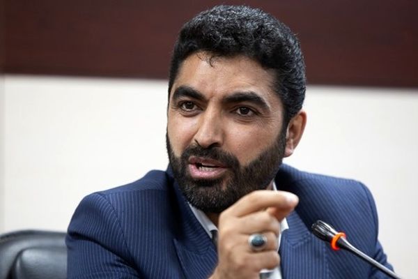 حق پخش تلویزیونی مسابقات ورزشی به متولیان آن برسد و نه صدا و سیما