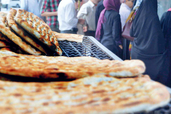 دام‌ها نان می‌خورند، نانوایان غصه!