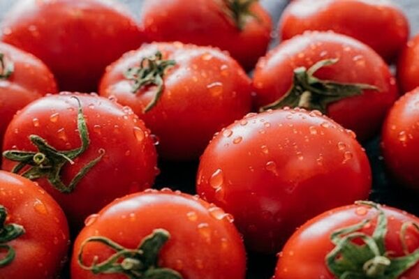 مصرف بیش از حد گوجه فرنگی چه خطراتی دارد؟
