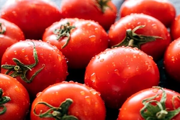 مصرف بیش از حد گوجه فرنگی چه خطراتی دارد؟