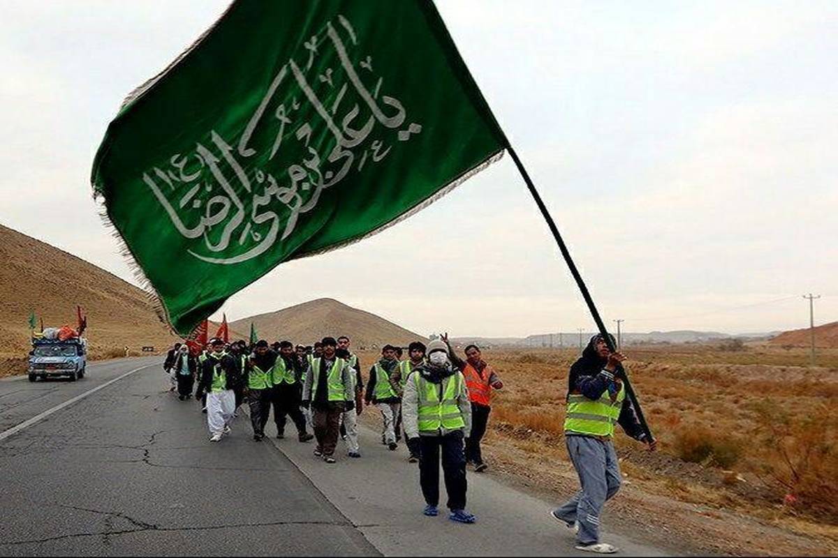 تشرف زائران پیاده امام رضا(ع) به مشهد در عید قربان