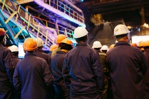 دخل و خرج کارگر با هم نمی‌خواند