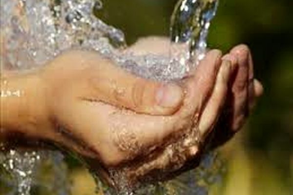 هدر رفت آب در بلوار مجیدیه مشهد