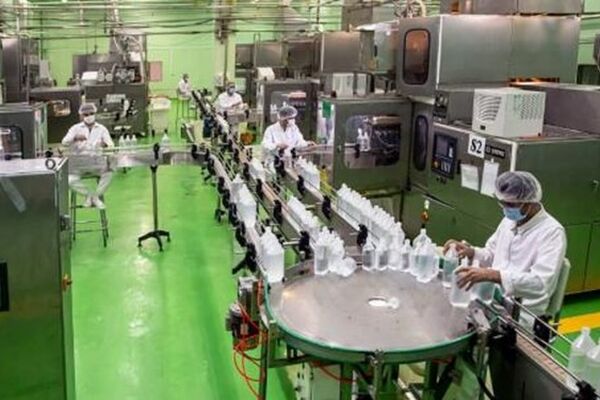 تولید سرم در شرکت‌های دارویی آستان قدس رضوی به 4.5 میلیون بطری در ماه رسید