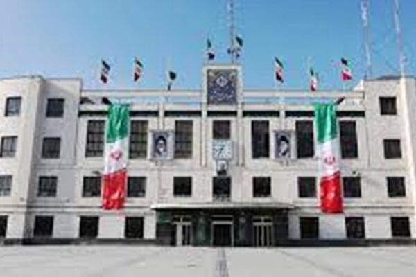 انتصاب‌های جدید شهرداری مشهد در وقت اضافه!/ حاجی‌بگلو: فرار رو به جلو در ساعات آخر در شأن شهردار فعلی نیست