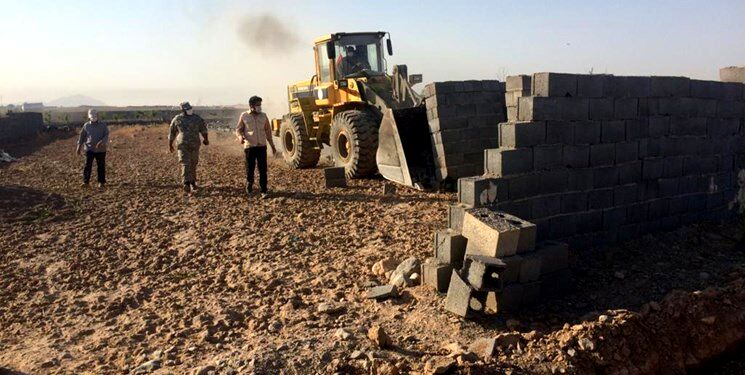 قلع و قمع ۲۵ هکتار ساخت‌وساز غیرمجاز در روستای خادم‌آباد رضویه