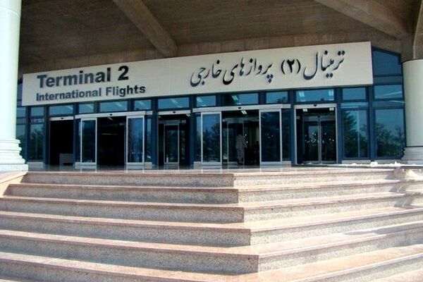 تست کرونا و تب‌ سنجی مسافران خارجی در فرودگاه مشهد