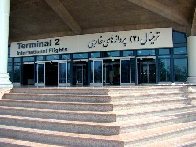 تست کرونا و تب‌ سنجی مسافران خارجی در فرودگاه مشهد
