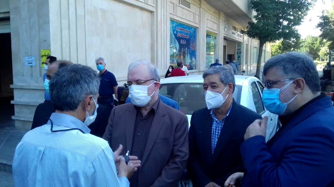وزیر بهداشت: سرم به زودی در داروخانه‌ها توزیع می‌شود