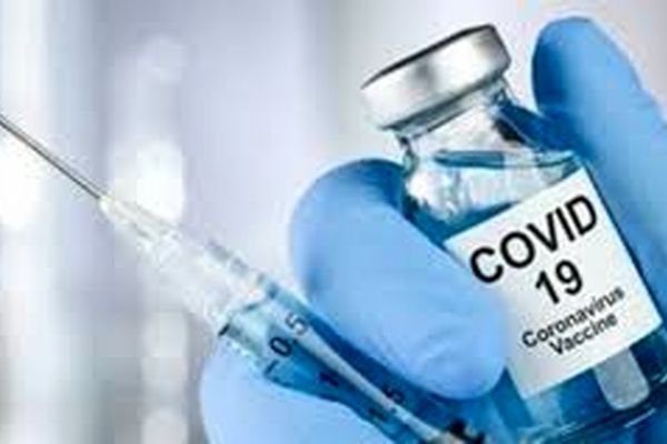 عوارض تزریق واکسن 12 تا 18 سال بدن درد و تب خفیف است