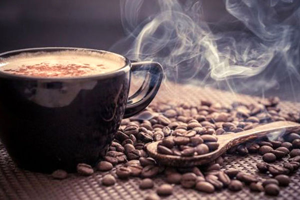 عوارض نوشیدن قهوه هنگام بیماری
