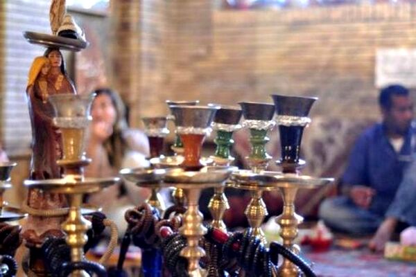 بیش از 700 قلیان از سطح سفره‌خانه‌های سنتی در مشهد جمع‌آوری شد