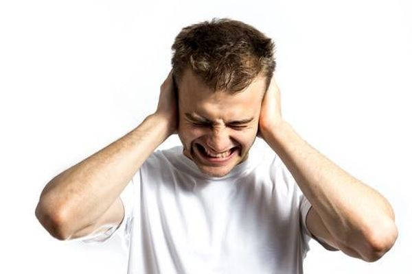 وزوز کردن گوش را جدی بگیرید