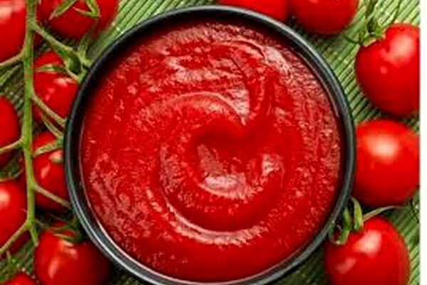 قیمت رب گوجه فرنگی 24 هزار تومان است