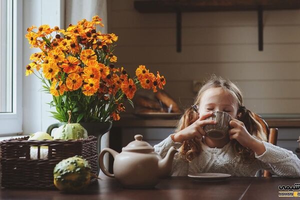 نوشیدنی‌ها و دمنوش‌های مفید و مضر برای کودکان را بشناسید