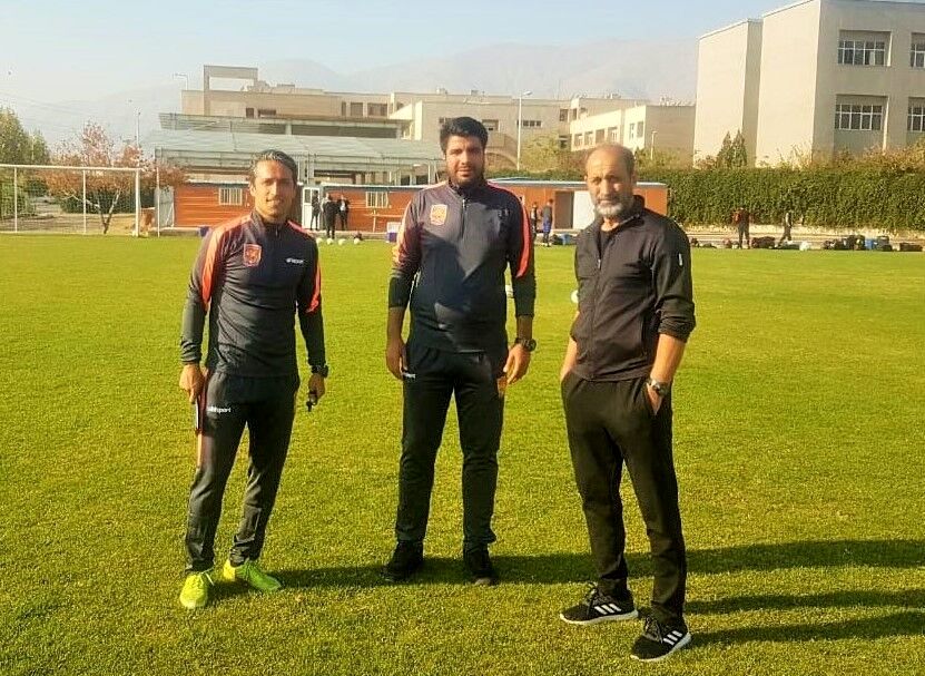 بیاتلو مربی تیم فوتبال پدیده شد