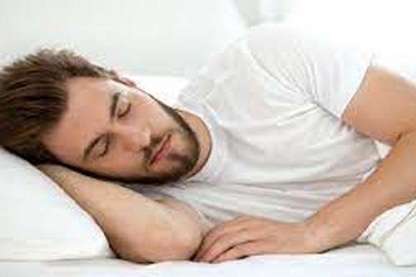 ساعت طلایی برای خوابیدن چه وقت است؟