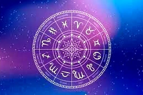 فال شنبه ۲۲ آبان/آبانی‌ها روابط عاطفی‌تان را گسترش دهید