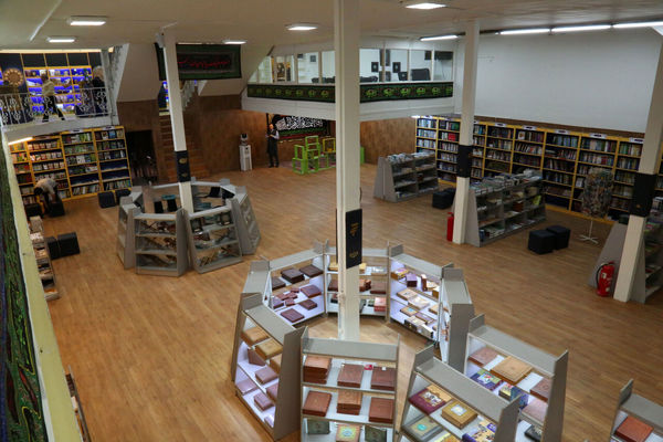 تولیت آستان قدس رضوی: بهترین مرکز نشر کتاب باید در اطراف‌ حرم باشد