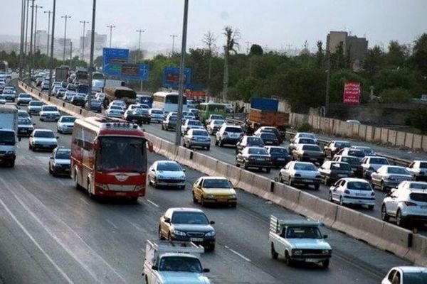 ممانعتی برای تردد خودروهای غیربومی در خراسان رضوی وجود ندارد