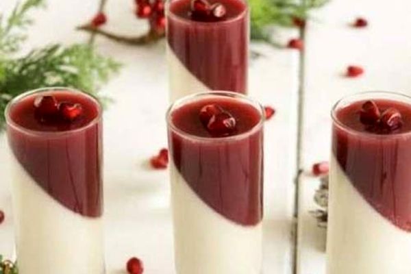 دسر آسان برای شب یلدا تهیه کنید/طرز تهیه پاناکوتای انار