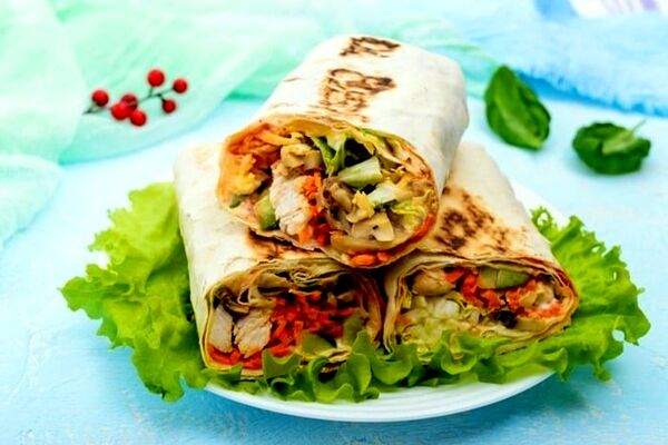 با 2 دستور پخت شاورمای مرغ آشنا شوید/ساندویچ ساده و خوشمزه