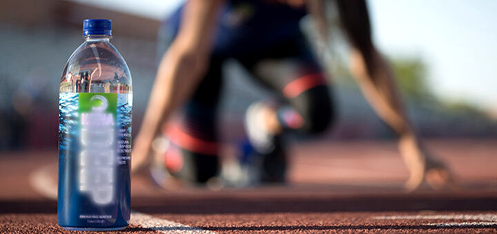 با کمک بطری پلاستیکی چند تمرین ورزشی ساده برای خوش اندامی انجام دهید