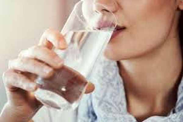 درمان کم آبی بدن در فصل پاییز و زمستان