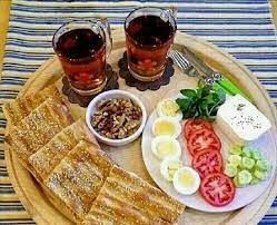 این ساعت روز صبحانه خوردن باعث مرگ زودرس می‌شود
