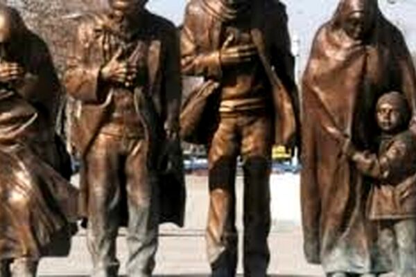 یادمان‌های شهری نمادی از فرهنگ عمومی مردم هستند