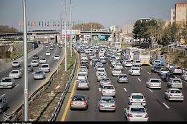 تردد در ورودی‌‌های مشهد روند افزایشی دارد