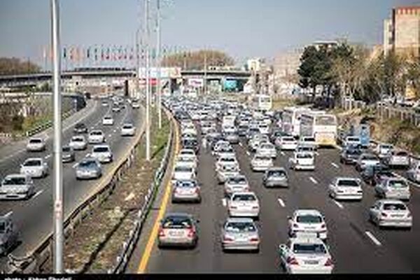 تردد در ورودی‌‌های مشهد روند افزایشی دارد