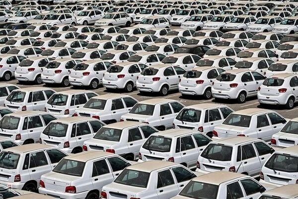 حذف قرعه‌کشی‌ها و سپردن قیمت به ستاد تنظیم بهترین تصمیم برای بازار خودرو