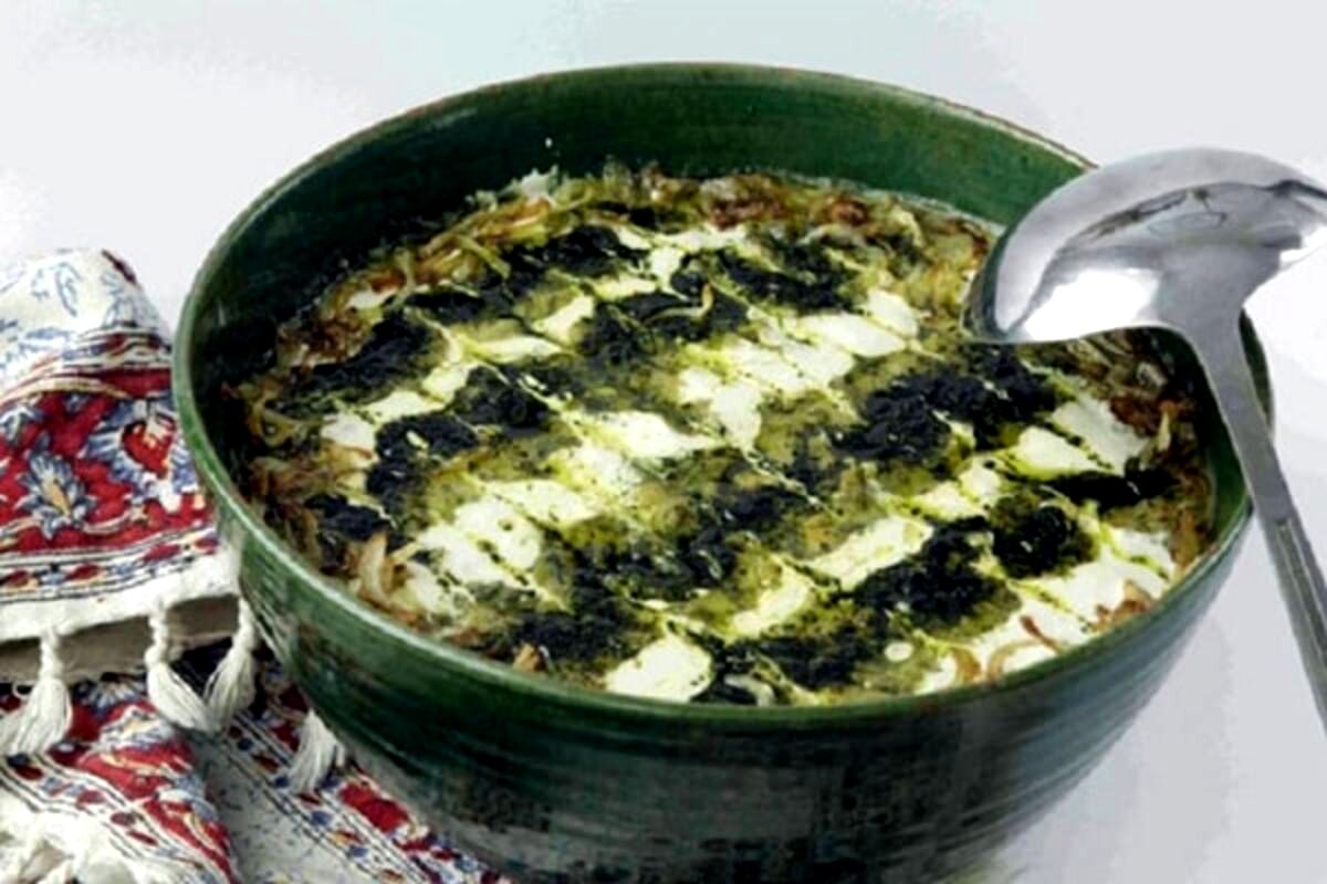 طرز تهیه کشک و اسفناج یک شام ساده و فوری