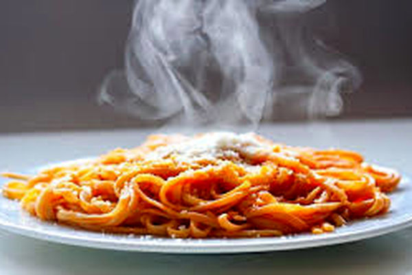 خوردن غذای گرم و سرد چه تأثیری بر بدن دارد؟