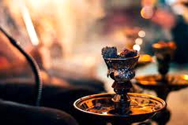 افرادی که قلیان و مواد مخدر مصرف می‌کنند در معرض این بیماری خطرناک هستند