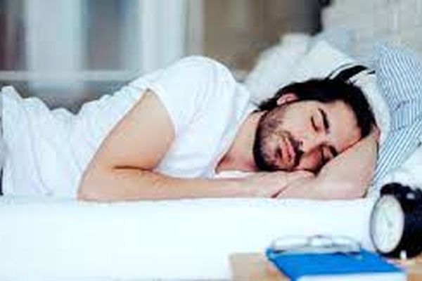 خواب زیاد این مشکلات خطرناک را به دنبال دارد