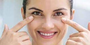 تکنیک جوان‌سازی دور چشم فقط در 1 دقیقه!