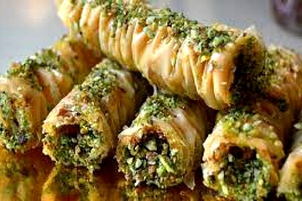 علت خشک شدن باقلوای خانگی