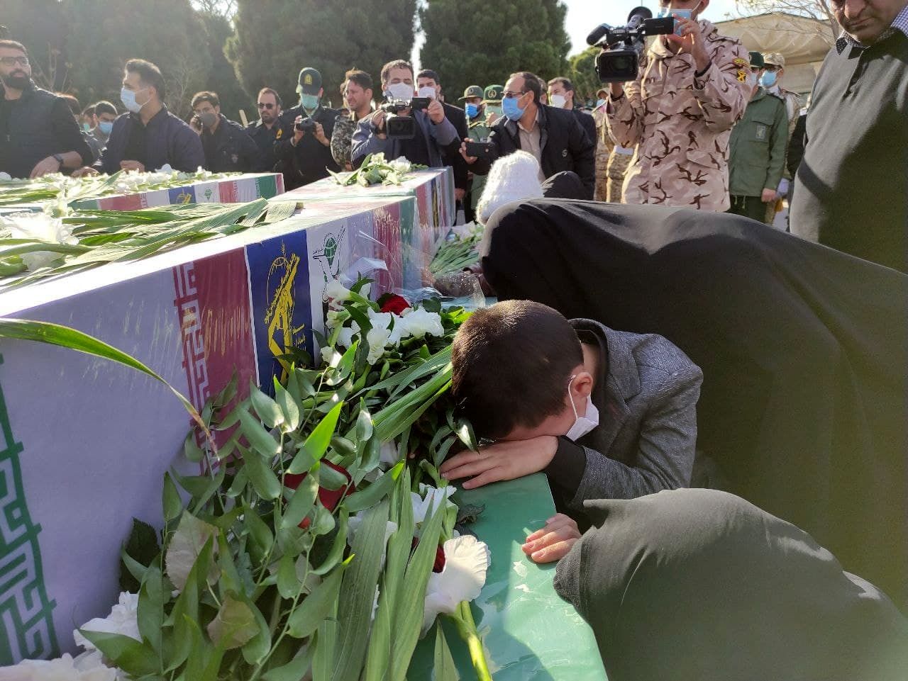 ۷ شهید از شهدای تازه تفحص شده در مشهد به خاک سپرده می‌شوند