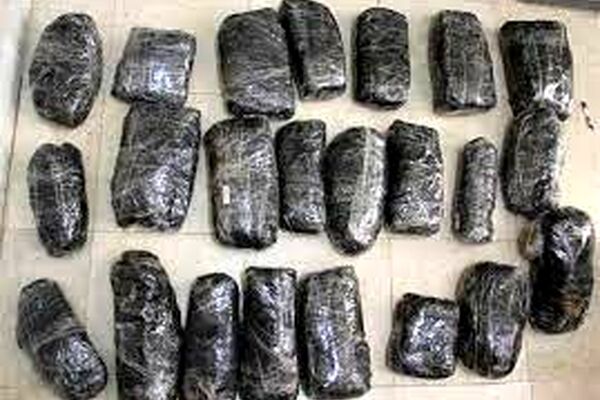 کشف 175 کیلوگرم مواد مخدر در کاشمر و گناباد