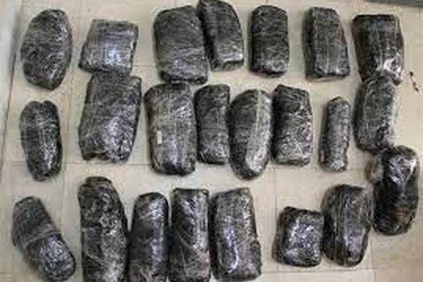 کشف 175 کیلوگرم مواد مخدر در کاشمر و گناباد